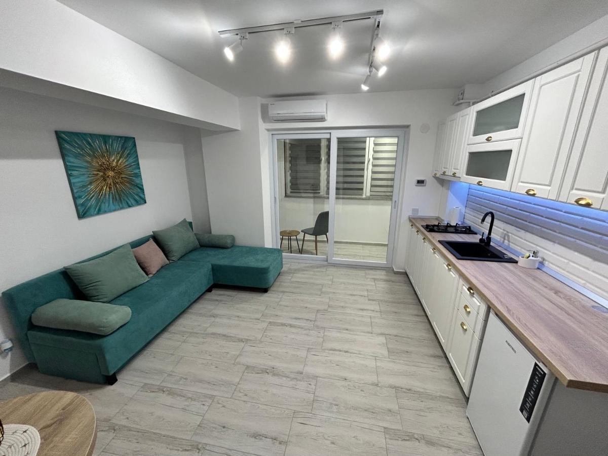 1 Mai - Luxury Park Apartments - Self Check-In - Private Parking - 2 克拉奥华 外观 照片